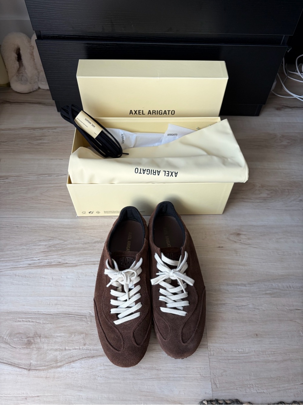 Axel Arigato Suede Daze Runner US10 - Picture 6 of 6